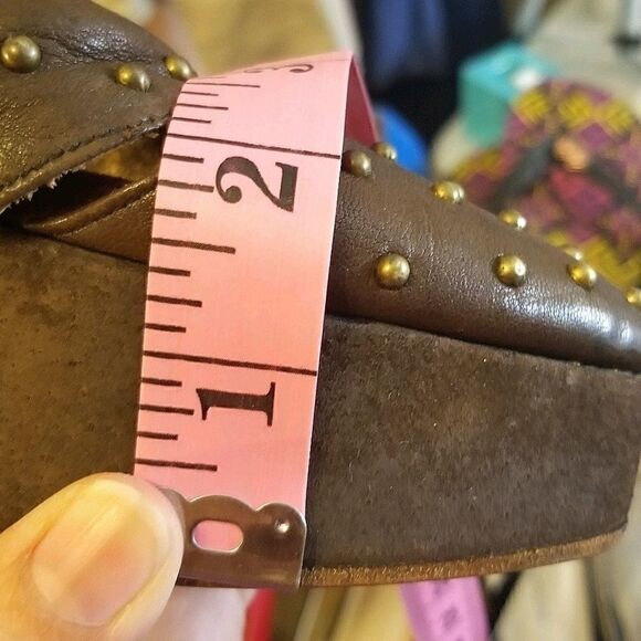 Cydney Mandel Leather Wedges (size 9) - Picture 7 of 10